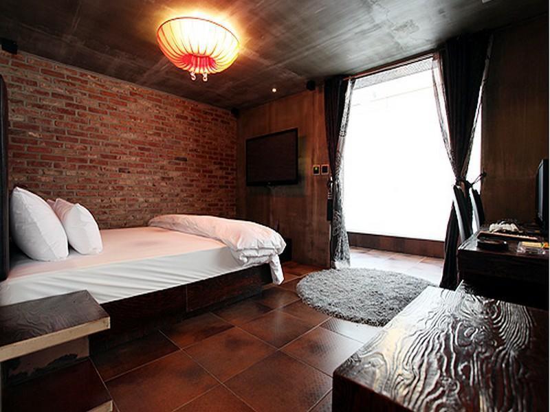 Baron De Paris 2* Seoul