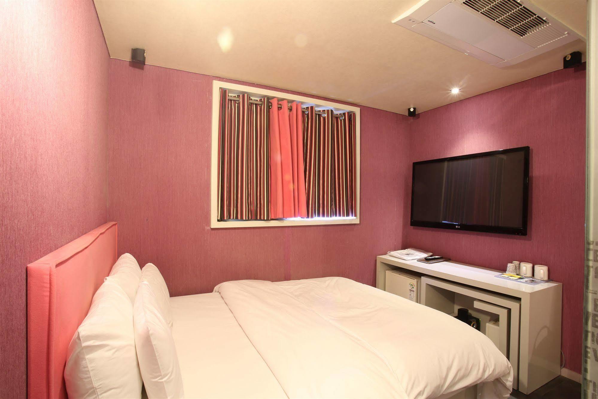 Baron De Paris Motel 2*